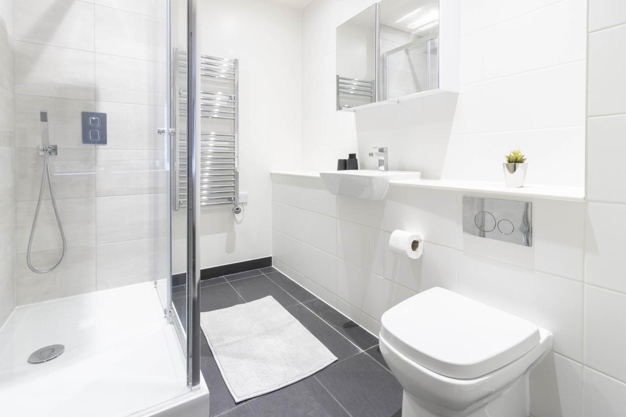 Linacre 11 - Modern 2 Bed Behind The Cathedral With Free Parking And Fast Wifi Leilighet Exeter Eksteriør bilde