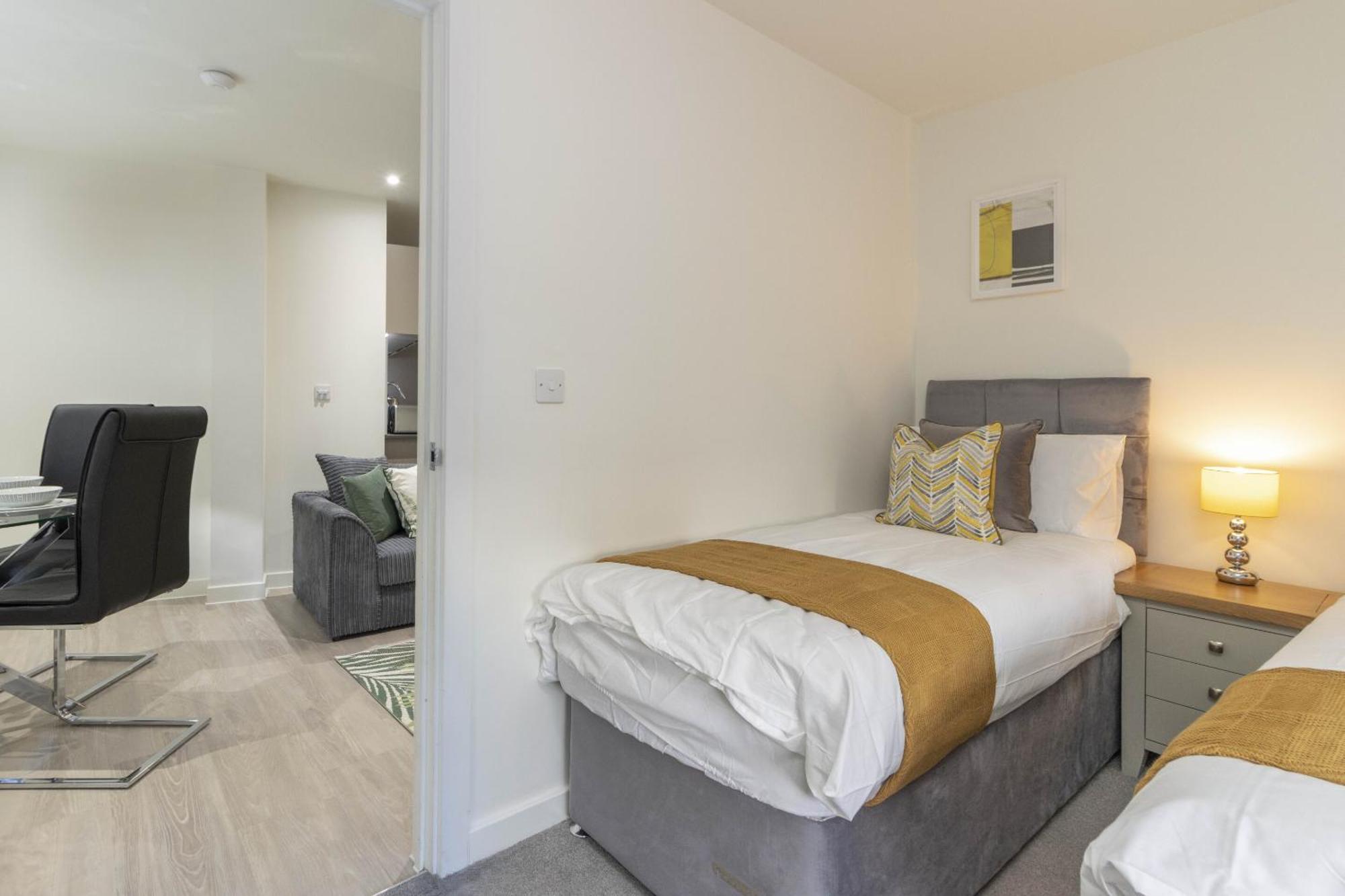 Linacre 11 - Modern 2 Bed Behind The Cathedral With Free Parking And Fast Wifi Leilighet Exeter Eksteriør bilde